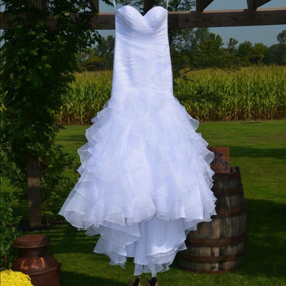 Wedding dress